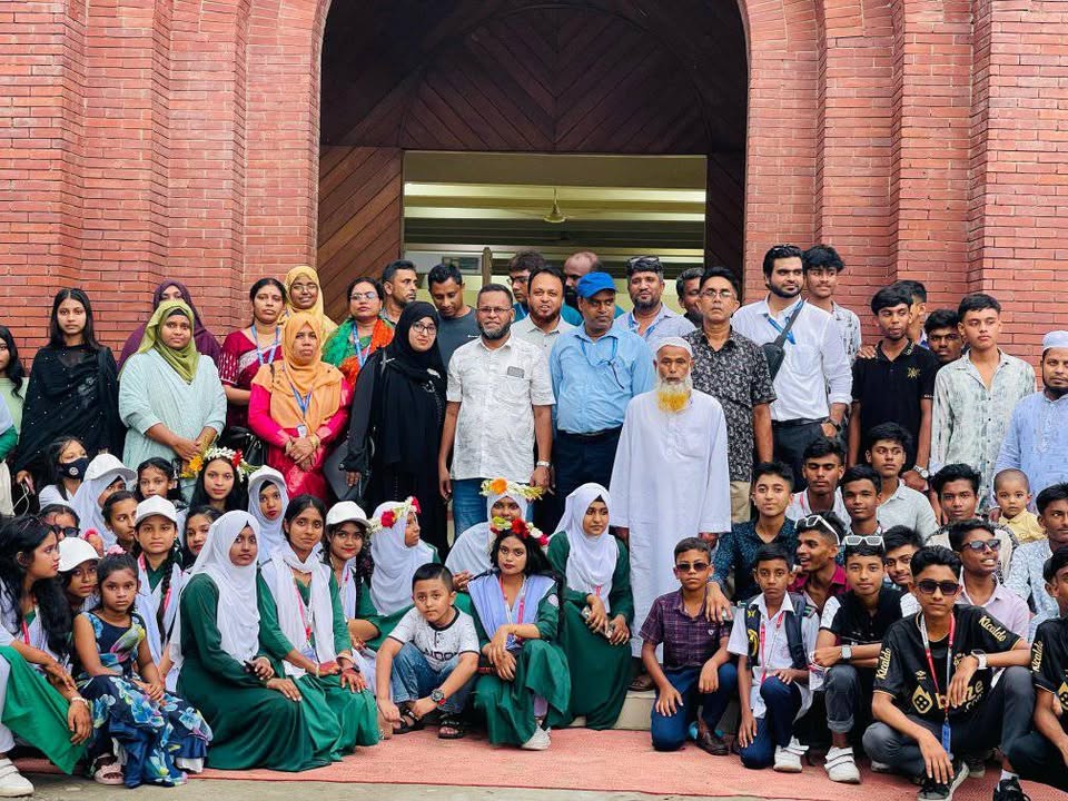 Hi Tech Polytechnic Institute - Slide